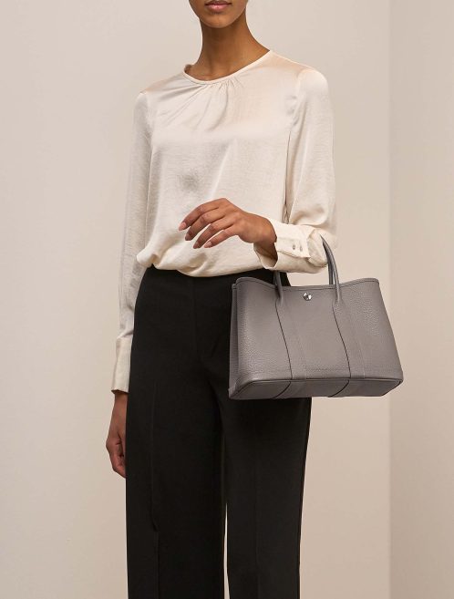 Hermès Garden Party 30 Veau Négonda Gris Asphalte on Model | Sell your designer bag