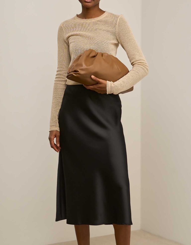 Bottega Veneta Pouch Calf Teak on Model | Sell your designer bag