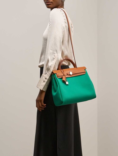 Hermès Herbag 31 Toile / Vache Hunter Menthe / Bleu Aztèque / Naturel on Model | Sell your designer bag