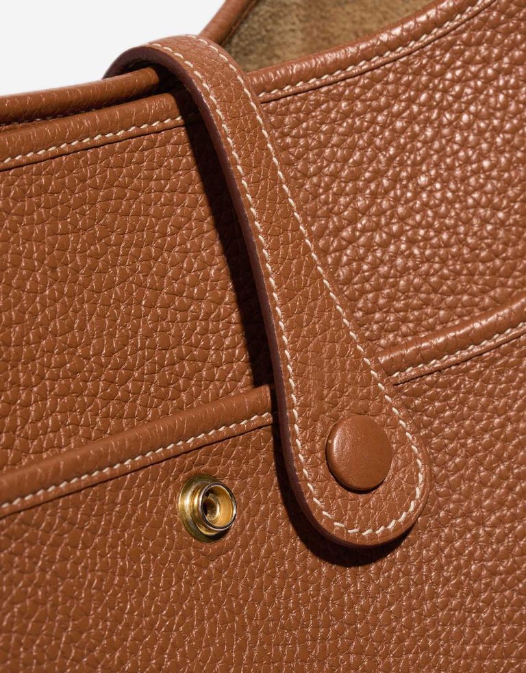 Pre-owned Hermès bag Evelyne 29 Clémence Gold Gold | Sell your designer bag on Saclab.com