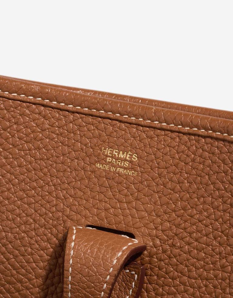 Pre-owned Hermès bag Evelyne 29 Clémence Gold Gold | Sell your designer bag on Saclab.com