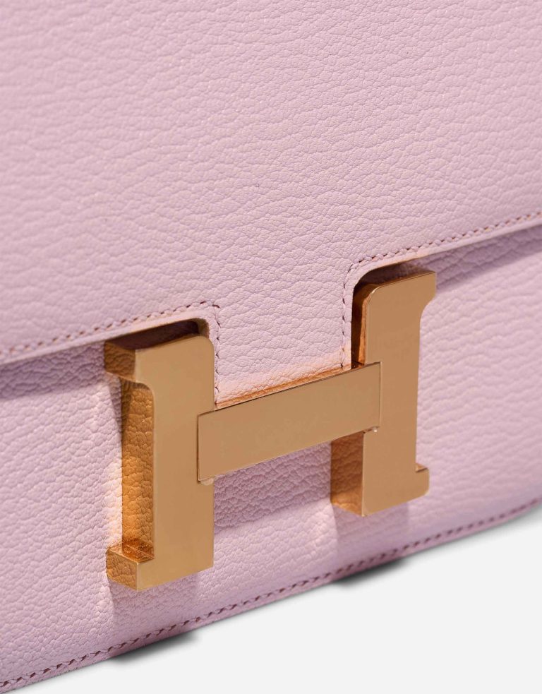 Hermès Constance 18 Chèvre Mysore Mauve Pâle Closing System | Sell your designer bag