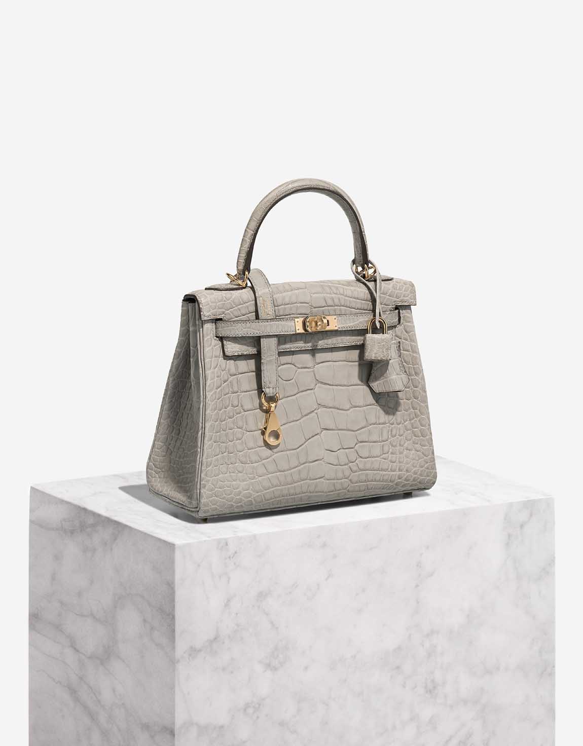 Hermès Kelly HSS 25 Matte Alligator Gris Perle / Rose Mexico | SACLÀB