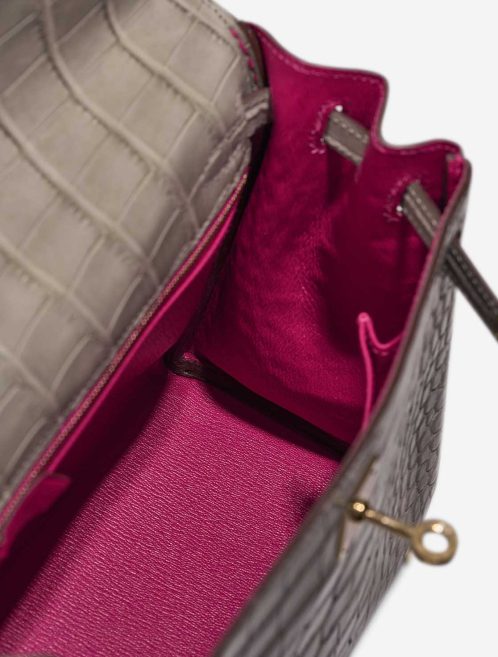Hermès Kelly 25 Matte Alligator Gris Perle / Rose Pourpre Inside | Sell your designer bag