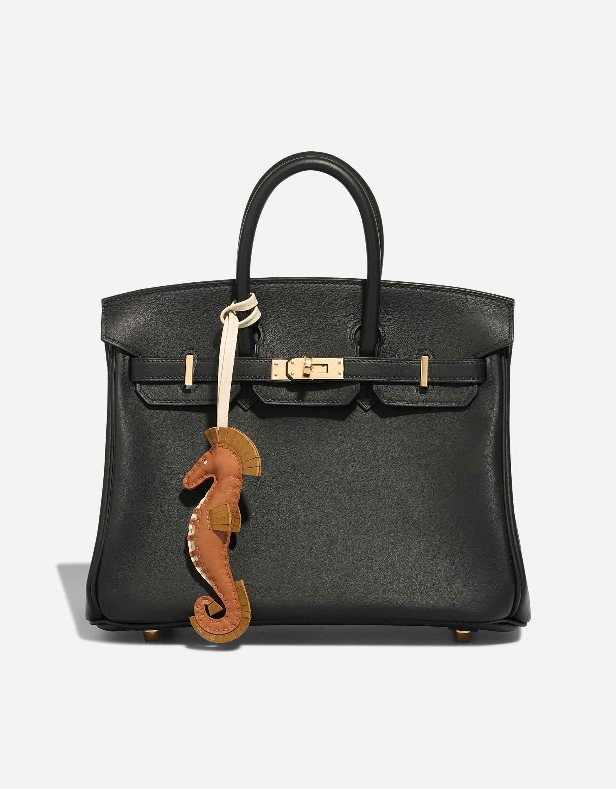 入手困難◆【HERMES】Hippo Charm Milo & Gold Kraft Craie Hermès Hippo Seahorse Milo Gold / Kraft / Craie | SACLÀB