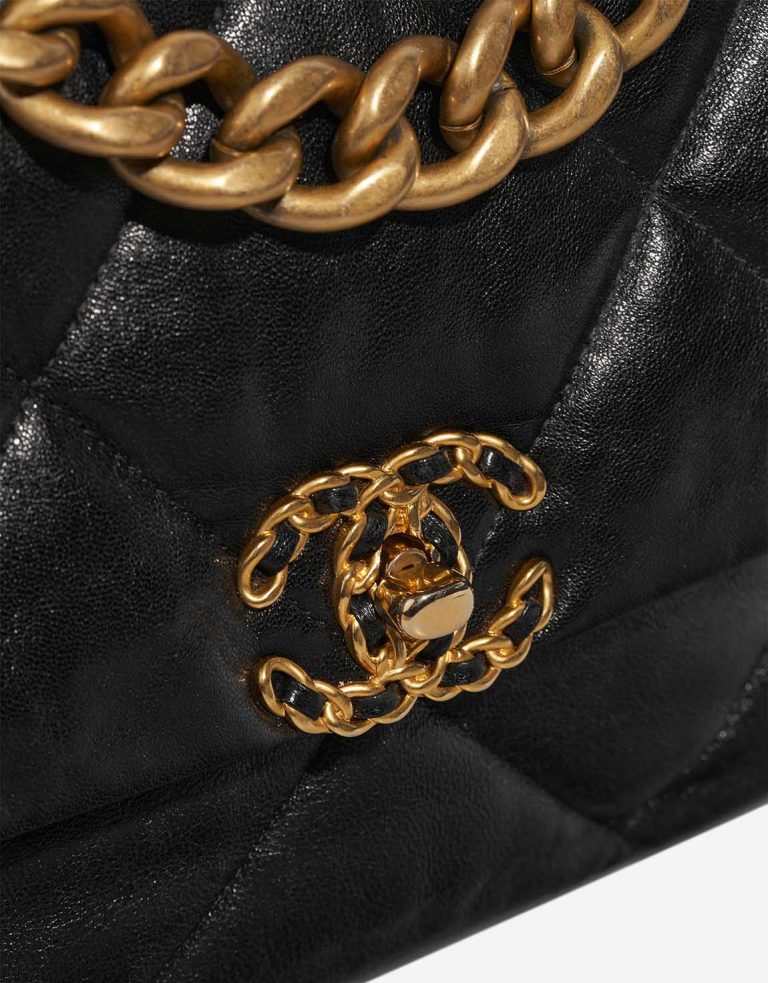 Chanel 19 Flap Bag Large Lamb Black Closing System | Sell your designer bag