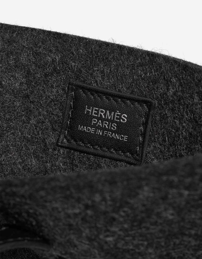 Hermès Evelyne 16 Felt / Swift Graphite / Black Logo | Sell your designer bag