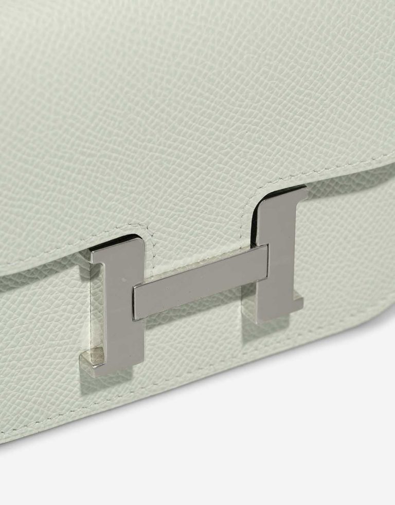 Hermès Constance Slim Wallet Epsom Vert Fizz Closing System | Sell your designer bag