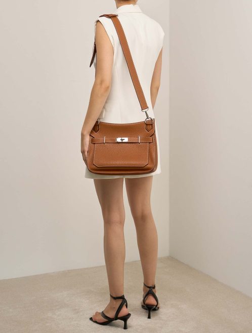 Hermès Jypsière 31 Evercolor Gold on Model | Sell your designer bag
