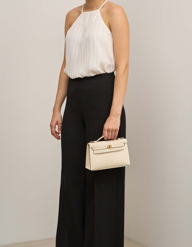 Hermès Kelly Pochette Mini Ostrich Nata Front | Sell your designer bag