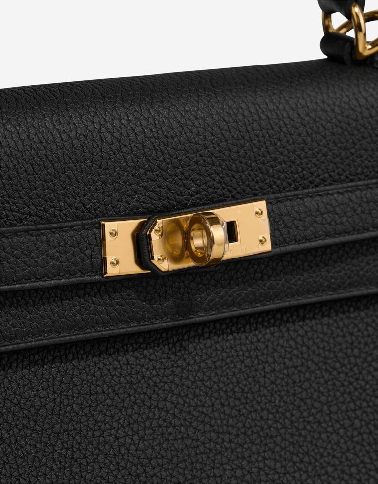 Hermès Kelly 25 Togo Black Closing System | Sell your designer bag
