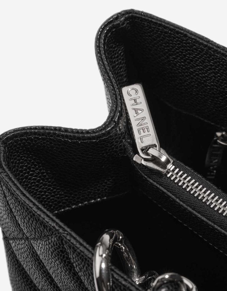 Chanel Shopping Tote GST Caviar Black Closing System | Sell your designer bag