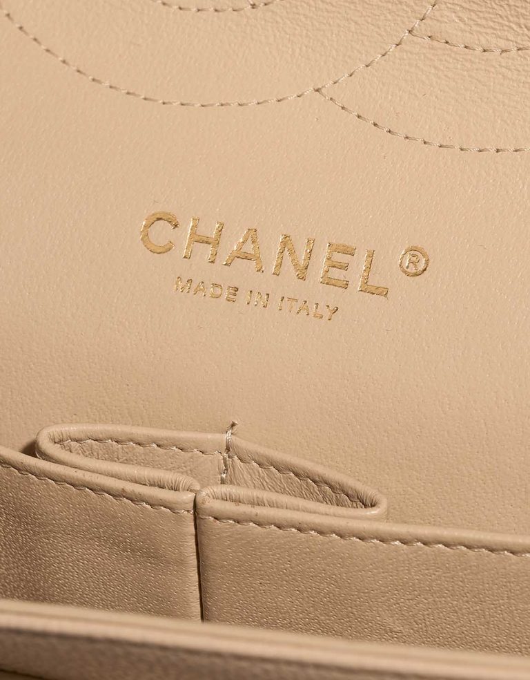 Chanel Timeless Jumbo Caviar Beige Logo | Sell your designer bag