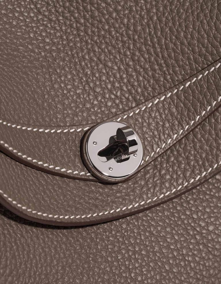 Hermès Lindy 30 Clémence Étoupe Closing System | Sell your designer bag