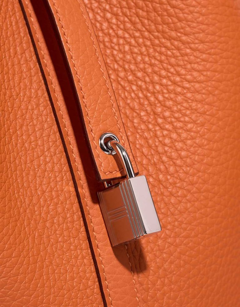 Hermès Picotin 22 Taurillon Clémence Orange Closing System | Sell your designer bag