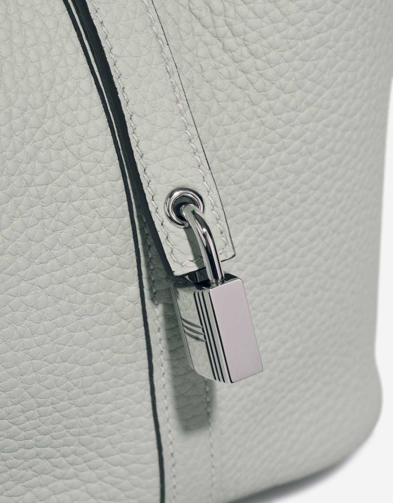 Hermès Picotin 18 Taurillon Clémence / Swift Gris Neve / Vert Comics Closing System | Sell your designer bag