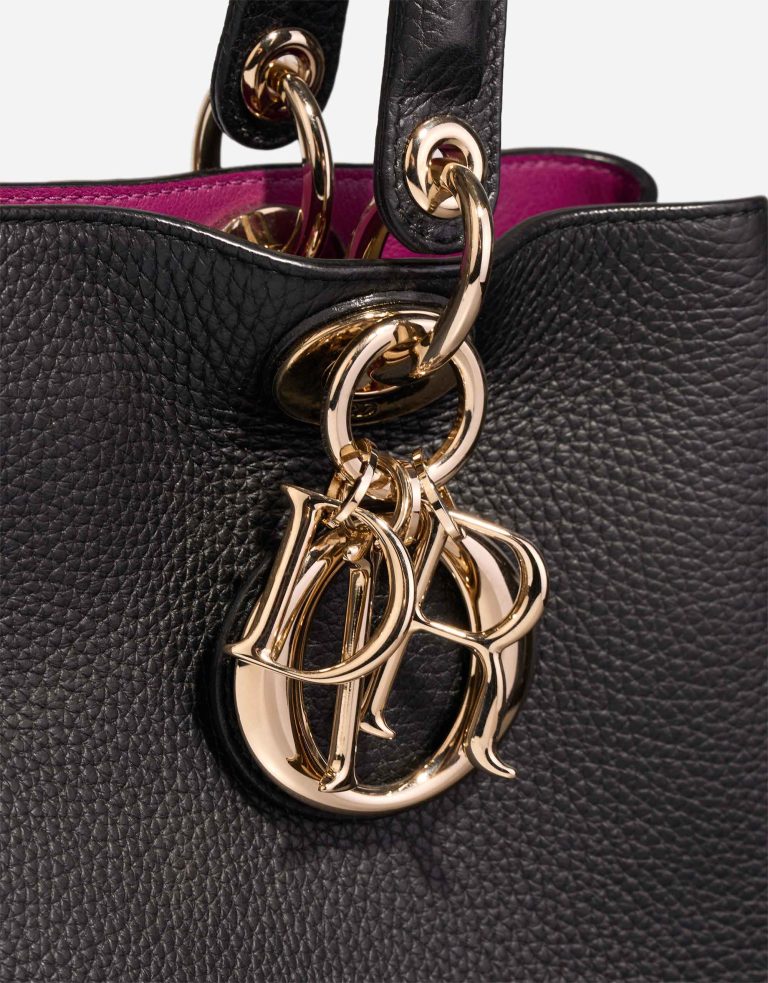 Dior Diorissimo Medium Calf Black / Fuchsia Closing System | Sell your designer bag
