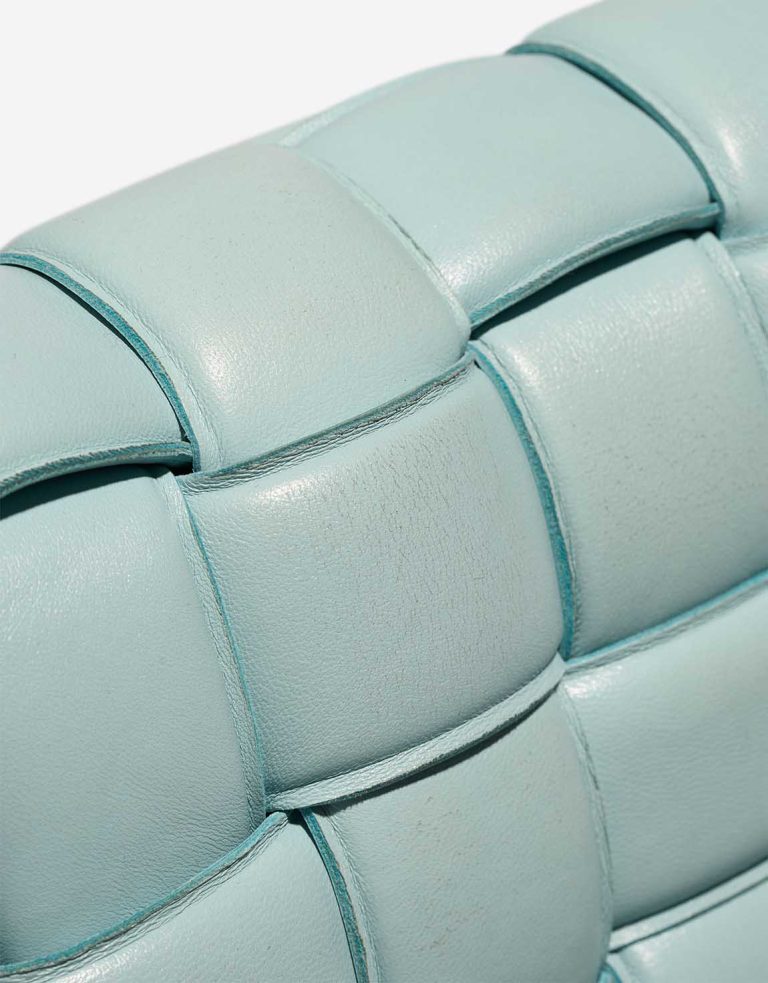 Bottega Veneta Cassette Calf Turquoise Signs of wear | Sell your designer bag