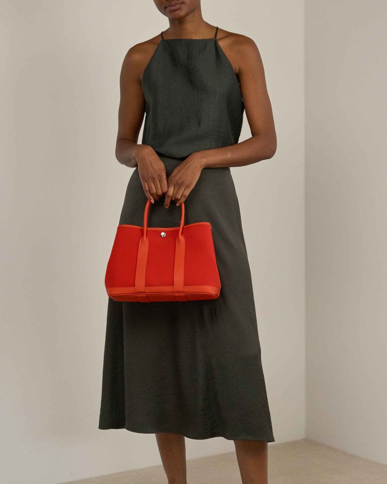 Hermès Garden Party 30 Toile / Taurillon Clémence Orange Mécano / Cuivre / Capucine on Model | Sell your designer bag