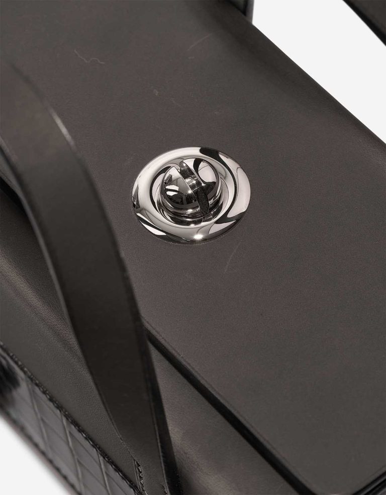 Hermès Petite h Minaudière Auto Alligator Mississippi / Vache Hunter Black / Gris Bougainvillier Closing System | Sell your designer bag