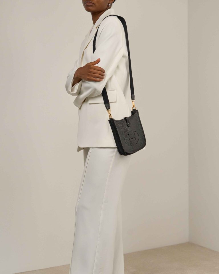 Hermès Evelyne 16 Clémence Black on Model | Sell your designer bag