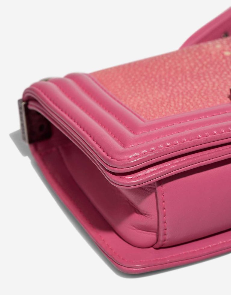 Chanel Boy Small Lamb / Stingray Pink Signs of wear | Sell your designer bag