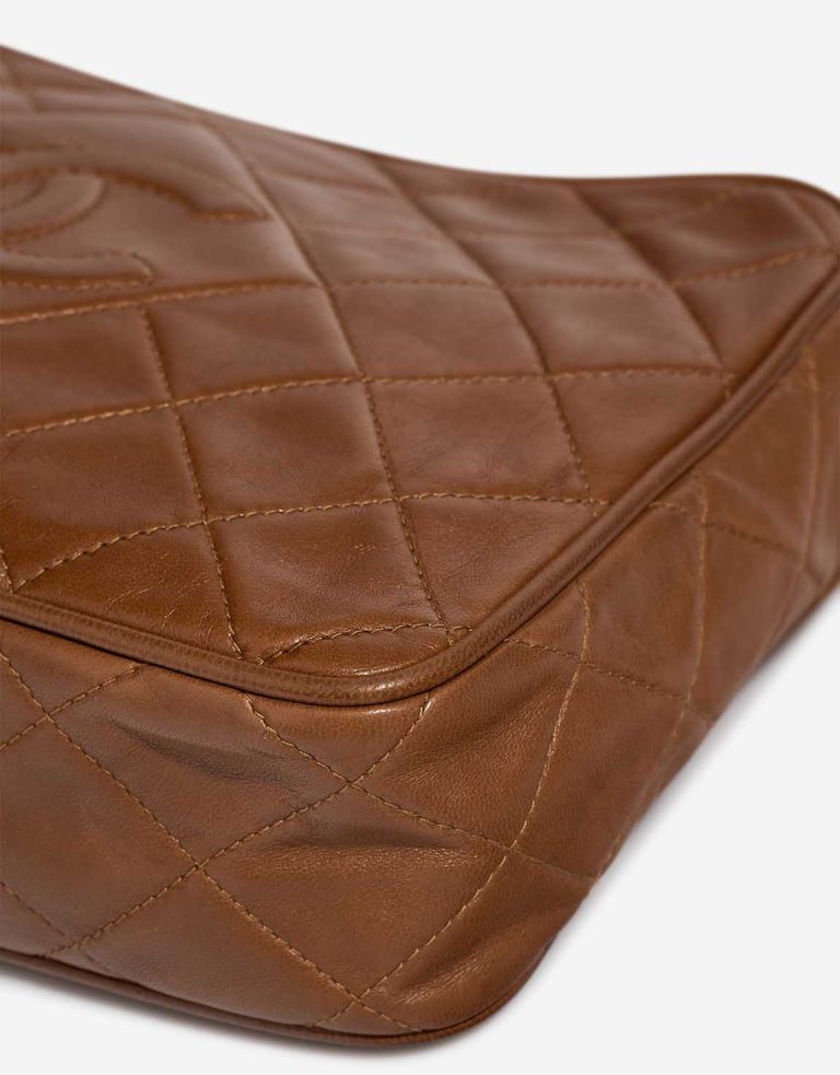 Chanel Camera Bag Medium Lamb Brown Signs of wear | Sell your designer bag