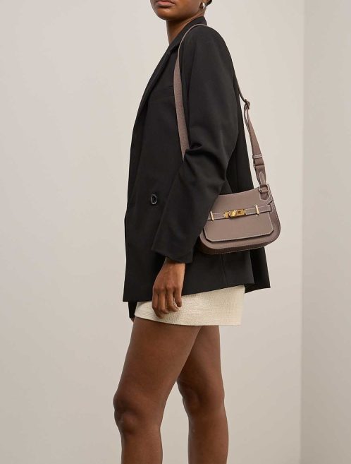 Hermès Jypsière Mini Evercolor Étoupe on Model | Sell your designer bag