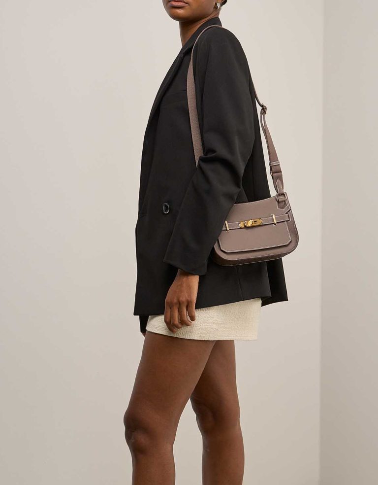 Hermès Jypsière Mini Evercolor Étoupe on Model | Sell your designer bag