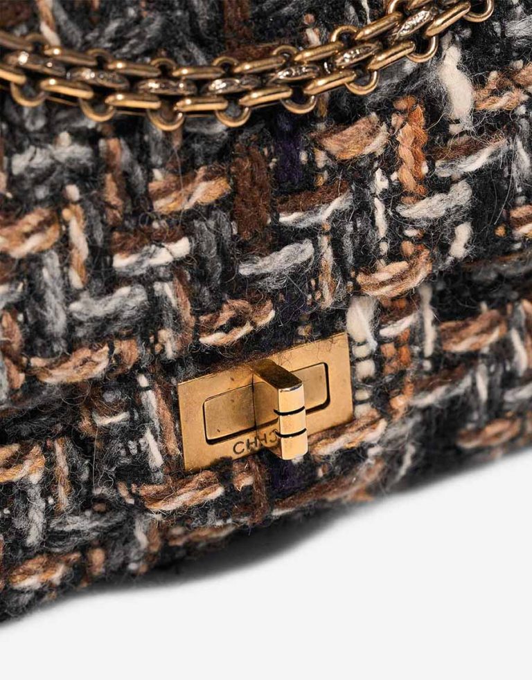 Chanel 2.55 Reissue 226 Tweed Brown Closing System | Sell your designer bag