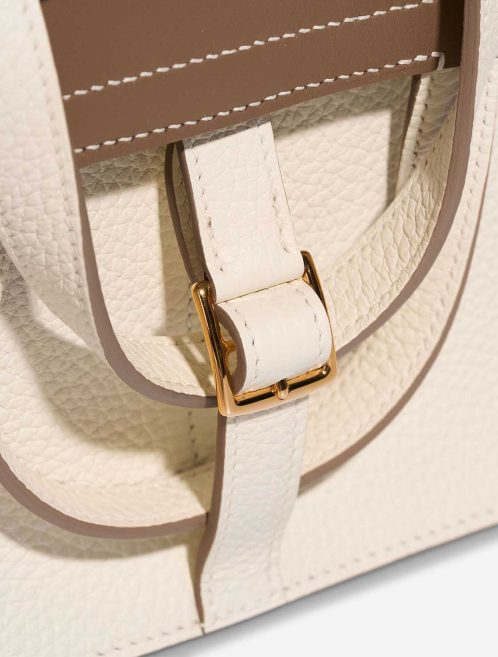 Hermès Halzan 25 Taurillon Clémence Mushroom / Beige de Weimar Closing System | Sell your designer bag