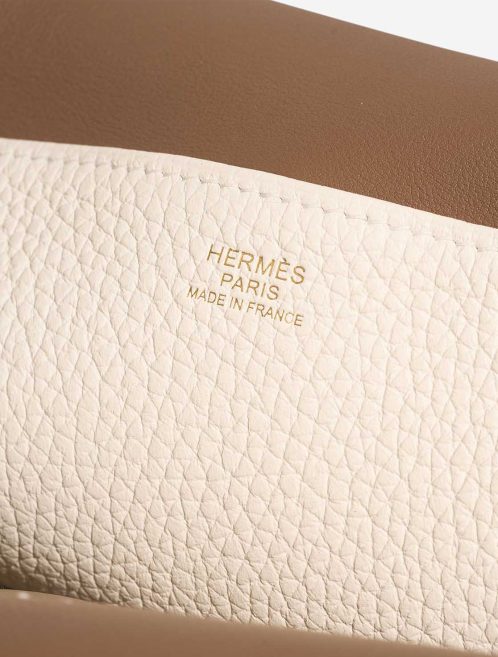 Hermès Halzan 25 Taurillon Clémence Mushroom / Beige de Weimar Logo | Sell your designer bag
