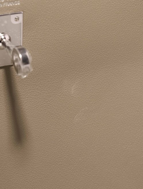 Hermès Kelly Danse Anate Swift Beige Marfa Signs of wear | Sell your designer bag