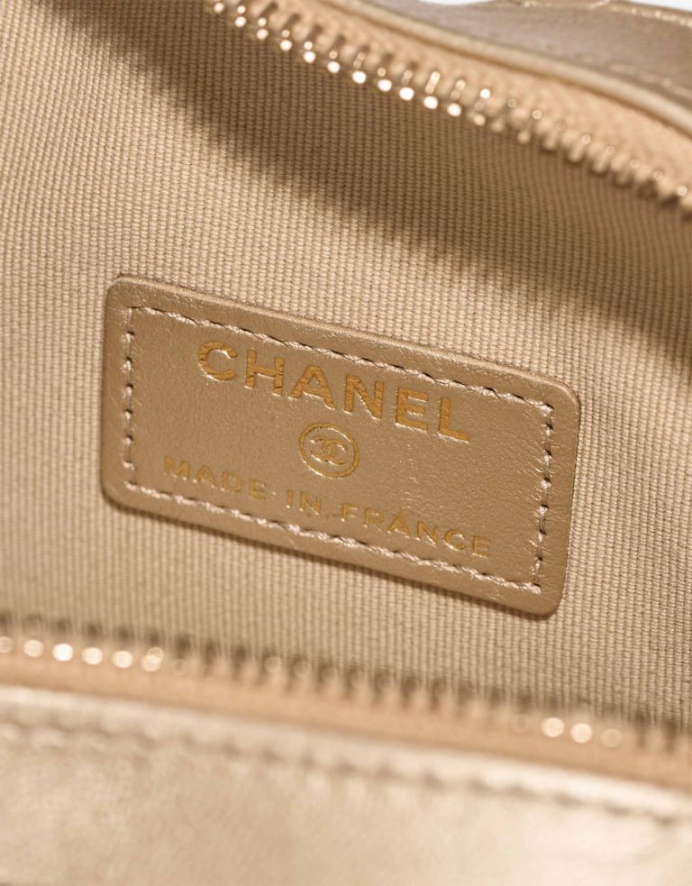 Chanel Timeless Heart Small Lamb Gold Logo | Sell your designer bag