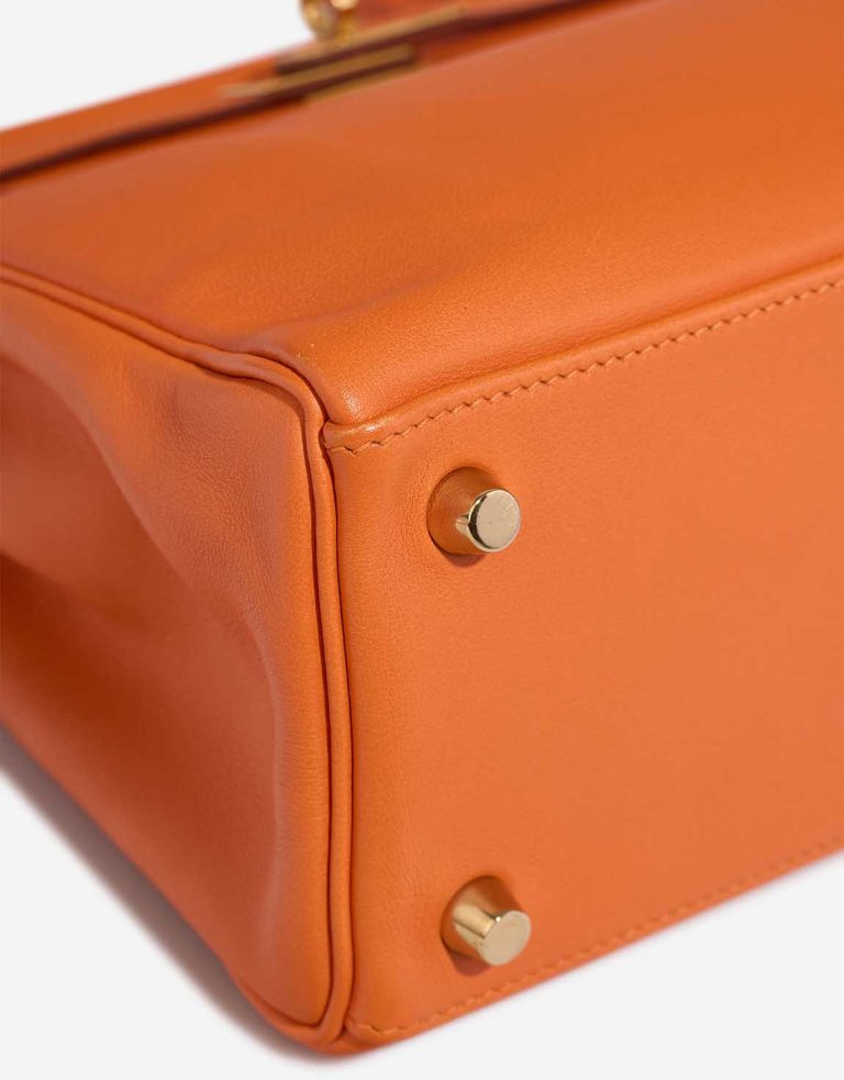 Hermès Kelly 25 Swift Orange H Signs of wear | Sell your designer bag