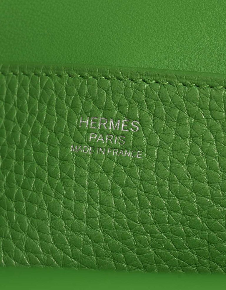 Hermès Halzan 25 Taurillon Clémence Vert Yucca Logo | Sell your designer bag
