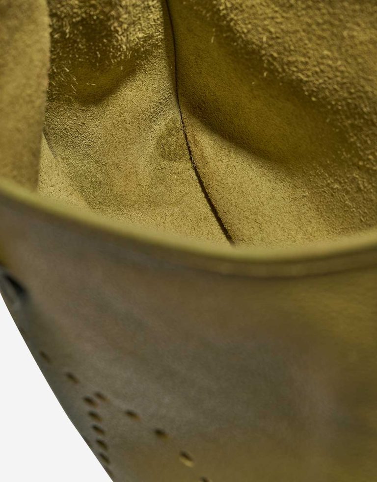 Hermès Evelyne 33 Clémence Lichen / Canopee Signs of wear | Sell your designer bag