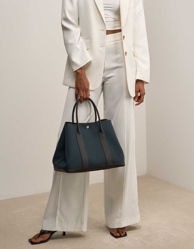 Hermès Garden Party 36 Veau Négonda / Toile Vert Bosphore / Black on Model | Sell your designer bag