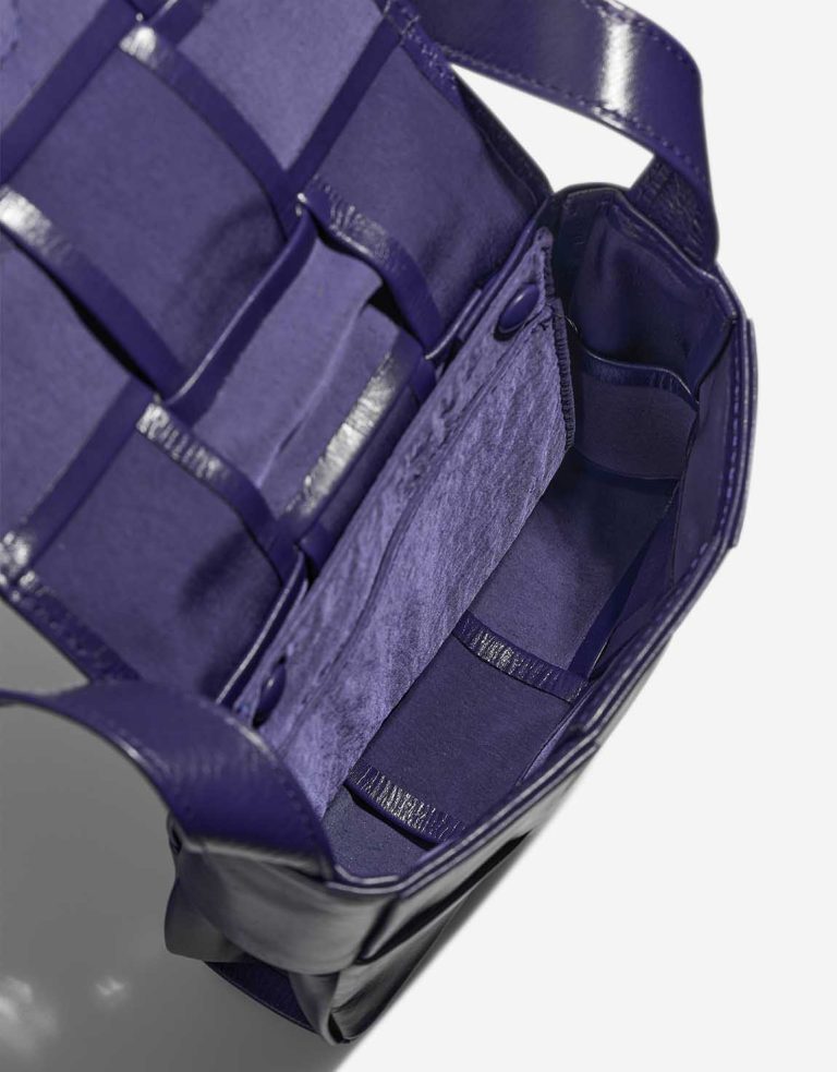 Bottega Veneta Cassette Micro Lamb Dark Blue Inside | Sell your designer bag