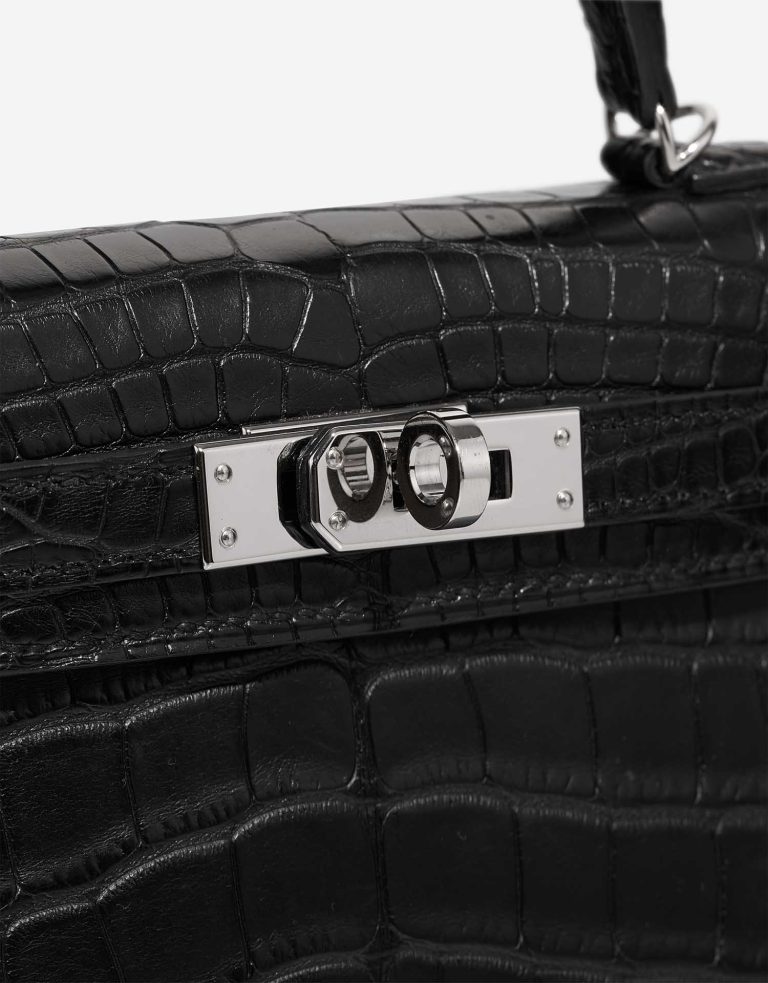 Hermès Kelly Mini Matte Alligator Black Closing System | Sell your designer bag