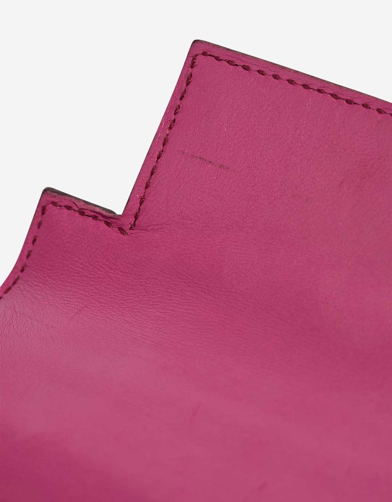 Hermès Kelly Pochette Niloticus Lizard Fuchsia Signs of wear | Sell your designer bag