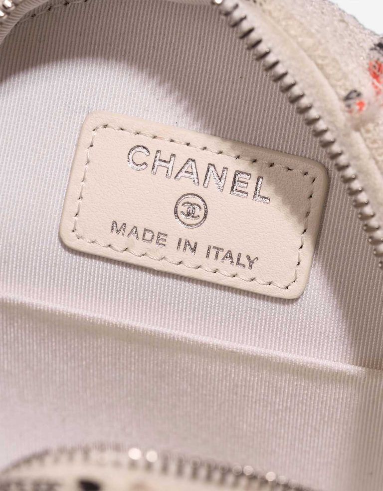 Chanel Round Clutch Medium Tweed White / Black Logo | Sell your designer bag