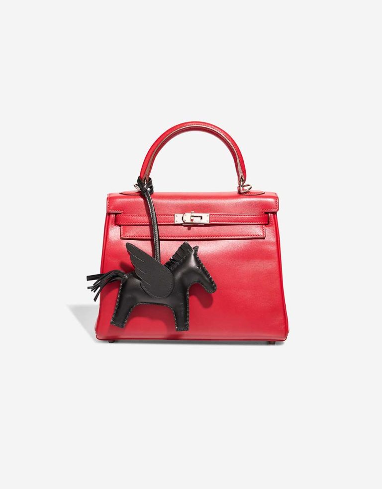 Hermès Rodeo Pegasus MM Milo Lamb So Black Closing System | Sell your designer bag