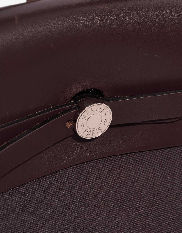 Hermès Herbag 39 Vache Hunter / Toile Dark Burgundy Closing System | Sell your designer bag