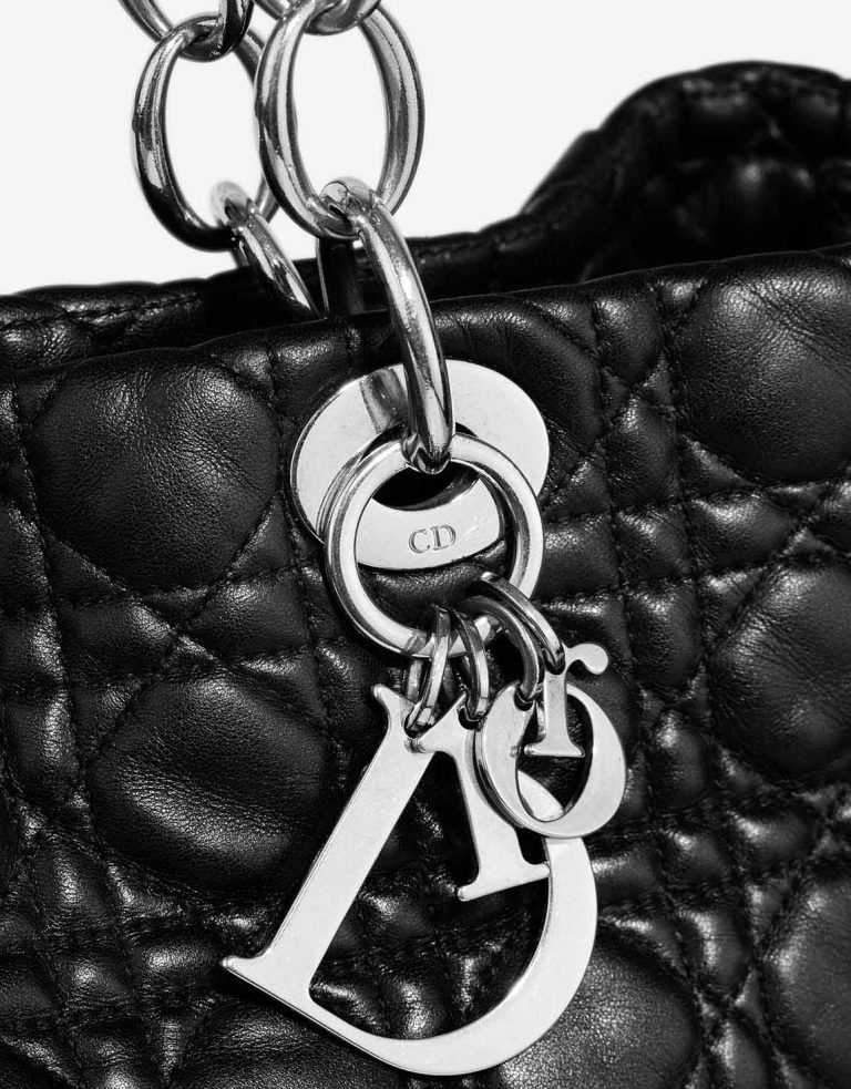 Dior Shopper Lamb Black Closing System | Sell your designer bag