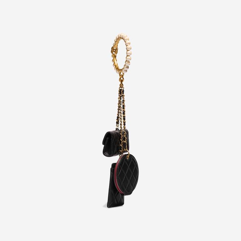 Chanel Lamb Black (3 in 1 ) on Model | Sell your designer bag