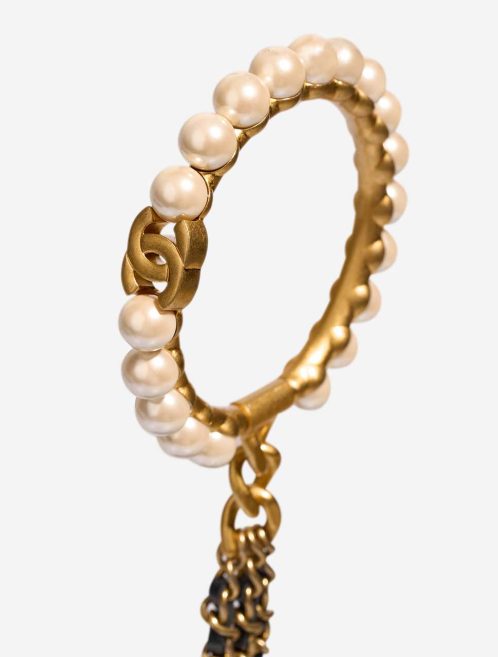 Chanel Lamb Black (3 in 1 ) on Model | Sell your designer bag