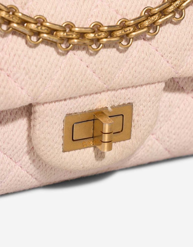 Chanel 2.55 Reissue 225 Tweed Nude Closing System | Sell your designer bag