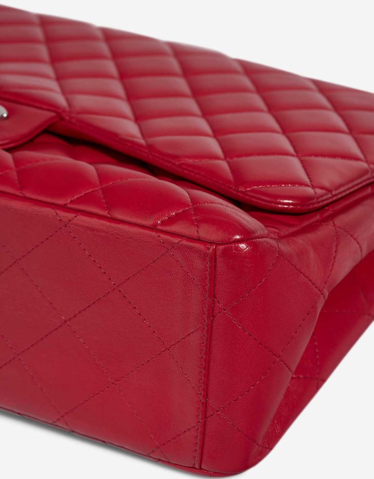 Chanel Timeless Maxi Red Signs of wear | Sell your designer bag