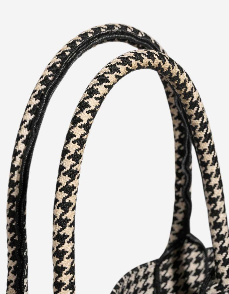 Dior Book Tote Large Canvas Black / White Signs of wear | Sell your designer bag